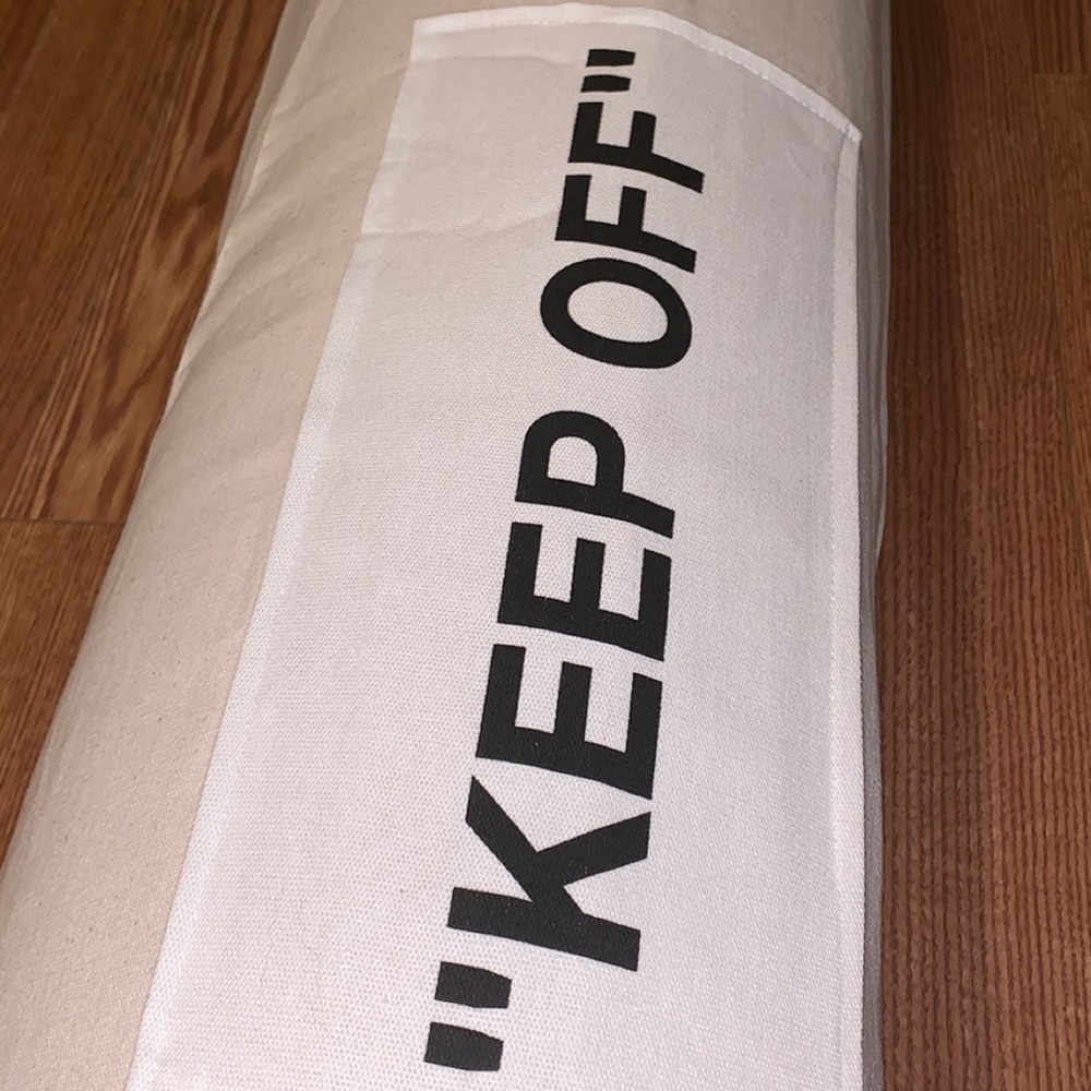 Virgil abloh “ KEEP OFF “ OFF WHITE x IKEA RUG